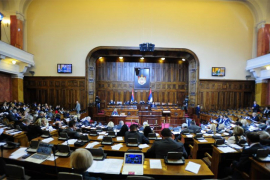 Skupštinska sjednica prekinuta zbog mirisa paljevine