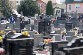 Zbog duga neće počivati u miru?