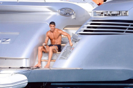 Ronaldo zaposlio seks bombu (FOTO)