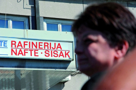 "Ina" neće zatvoriti Rafineriju u Sisku