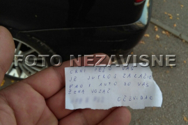Neobičan događaj u Banjaluci: Na ceduljici saznao ko mu je udario auto