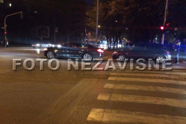 Sudar kod stare zgrade Vlade u Banjaluci (FOTO)
