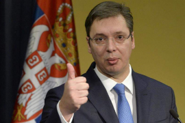 Vučić najavio povećanja plata od pet do sedam odsto