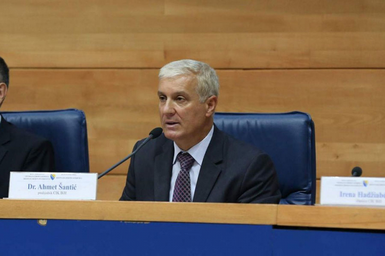 Predsjednik CIK-a upozorio na kršenje izborne šutnje