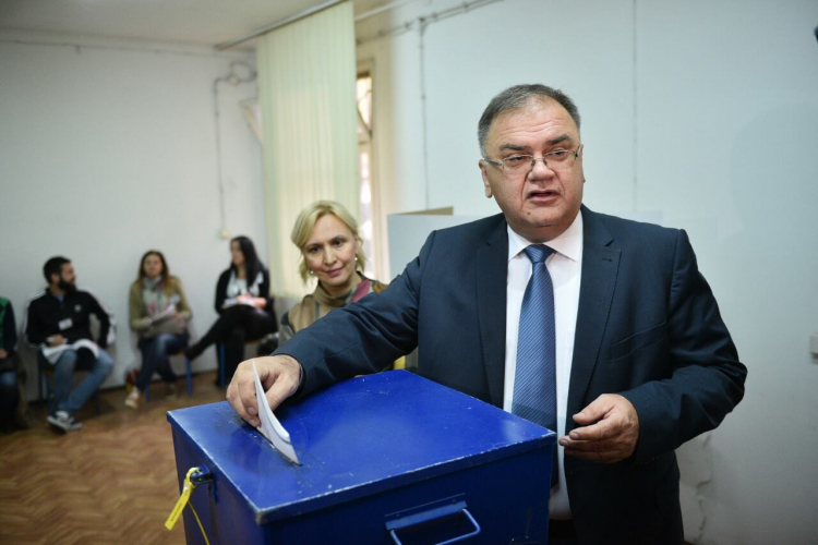 Ivanić: Dan demokratije, poštovati volju naroda