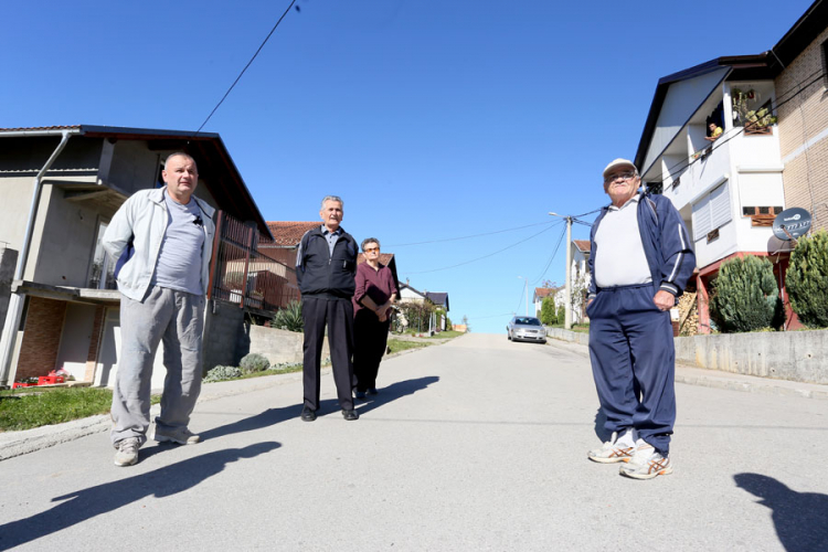 15 porodica palih boraca strahuje za svoje kuće