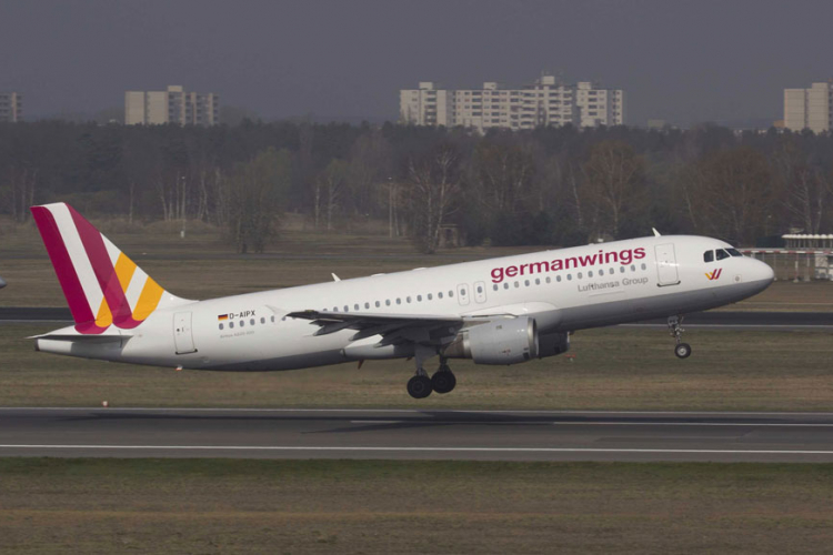 Nema požara u avionu koji je prinudno sletio na beogradski aerodrom