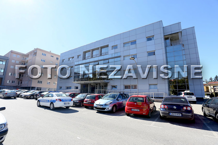Sudijama i tužiocima pozivi ograničeni na pet minuta