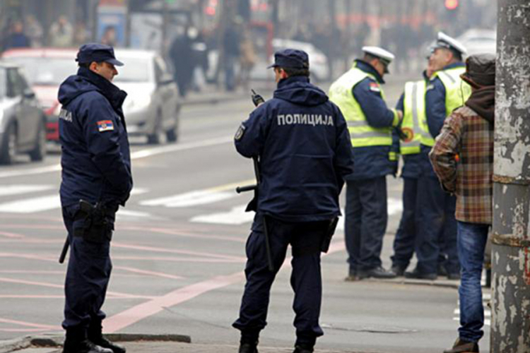 Supruga ministra policije Srbije povrijeđena u sudaru