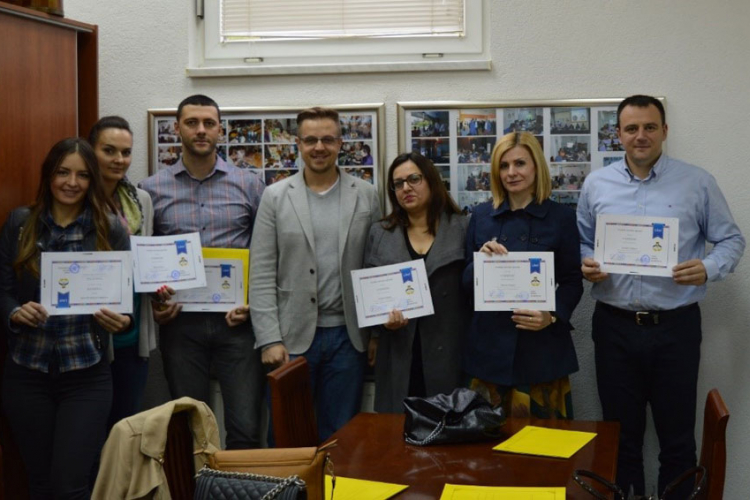 Podijeljene diplome za "Internet marketing"