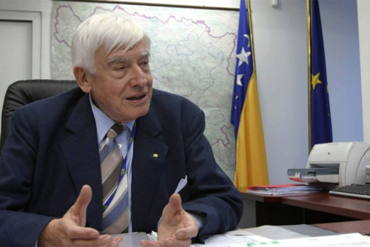 Švarc-Šiling: Dodik želi da odvoji Republiku Srpsku od BiH