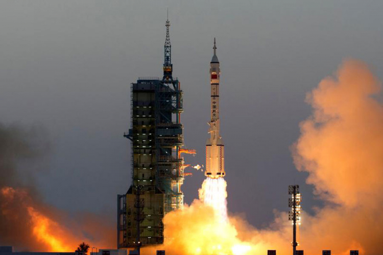 Kinezi poslali astronaute u najdužu misiju u svemir