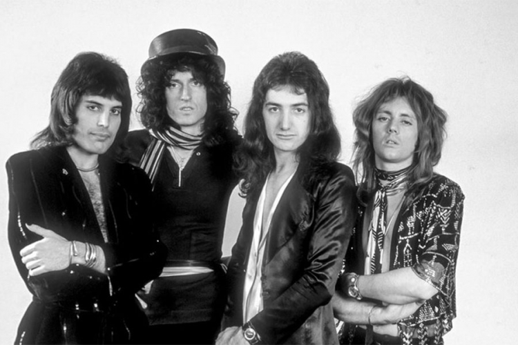 Grupa "Queen" oduševila ubrzanom verzijom poznatog hita (VIDEO)