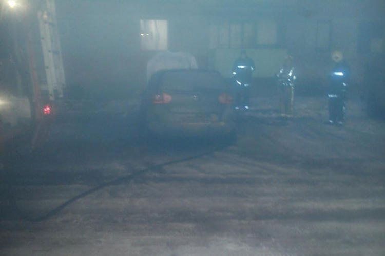 U sarajevskom naselju Hrasno gorio automobil