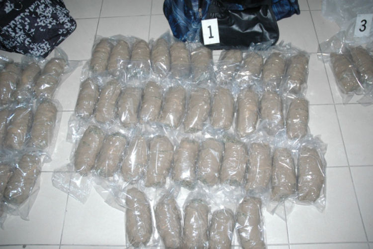 U kamionu krio 20 kilograma skanka