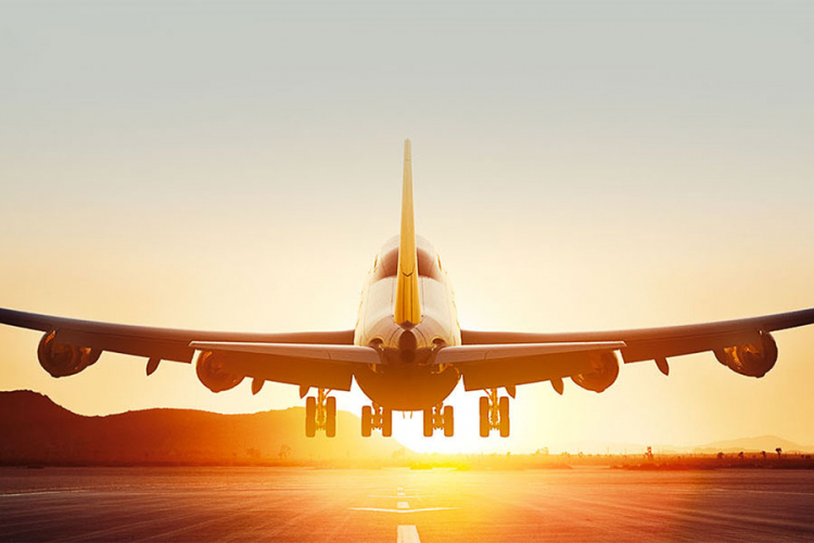 Avion Lufthanze prinudno sletio zbog dima u pilotskoj kabini