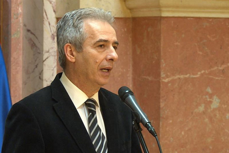Drecun: Brisel počinje da se svrstava na stranu Prištine