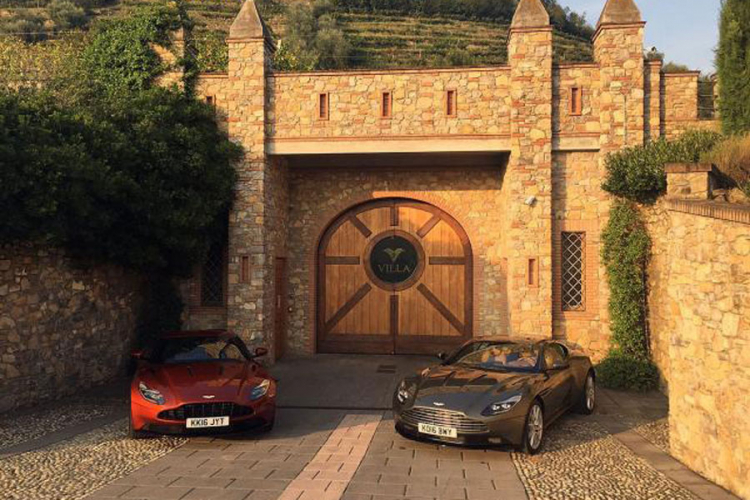 Aston Martin krenuo s promocijom DB11