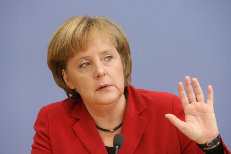 Merkel: Nijemci da se okrenu hrišćanskoj tradiciji