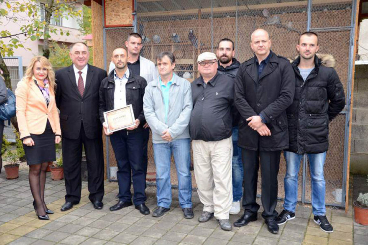 Otvoren mini zoološki vrt