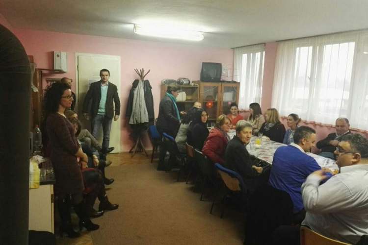 Putuju i 100 km do škole, a nemaju novac za prevoz