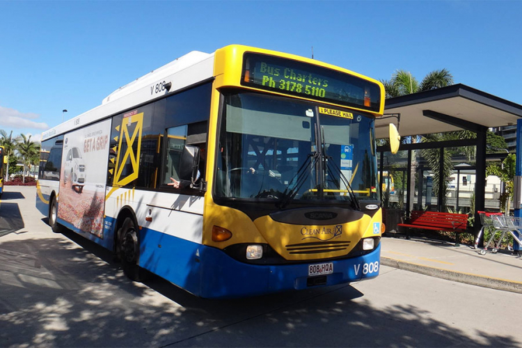Putnik zapalio vozača autobusa