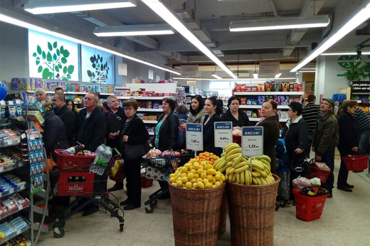 Posao dobilo 18 radnika u Tropic marketu u Kneževu