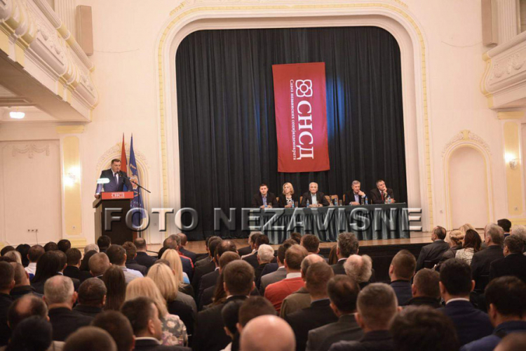 Dodik: Nakon pobjede na lokalnim izborima, cilj je apsolutna većina 2018.