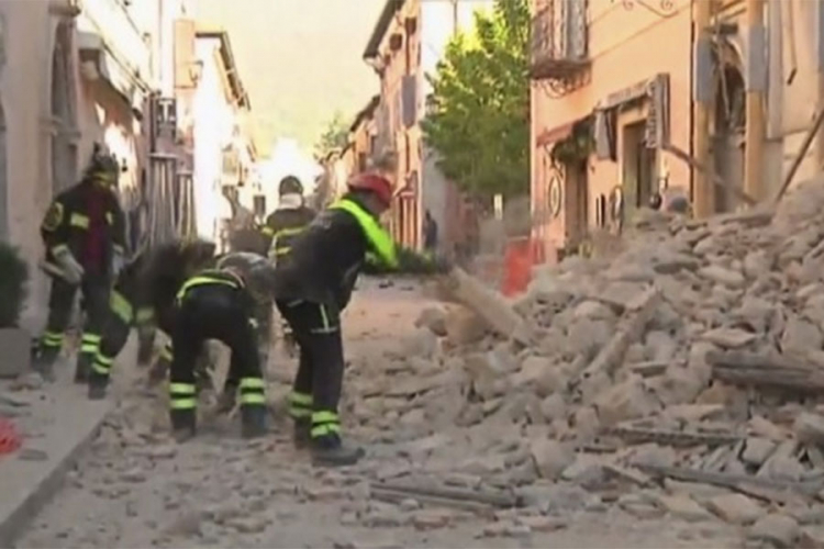 Više od 15.000 raseljenih osoba nakon zemljotresa u Italiji
