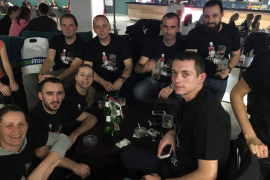 Novinari se druže i odmjeravaju snage u kuglanju (FOTO)