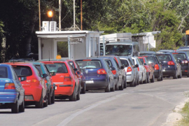 Na prelazima Brod i Gradiška čeka se do 40 minuta