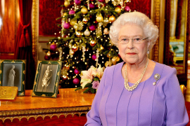 Kraljica Elizabeta će pozvati Trampa u posjetu Britaniji