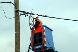 Vjetar isključio struju u 70.000 kuća