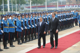 Vučić dočekao Orbana na niškom aerodromu