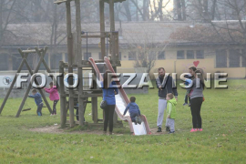 Novembarsko sunce obradovalo Banjalučane, parkovi i šetališta ...