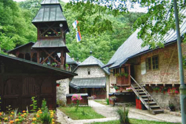 Uređivali crkvenu portu pa pronašli bunar