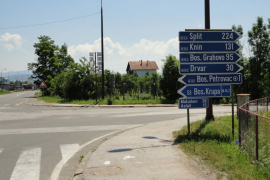 Znak na raskrsnici u Bosanskom Petrovcu "zavaravao" putnike
