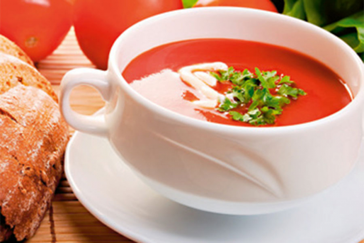 Potaž od pečenih paprika sa bosiljkom