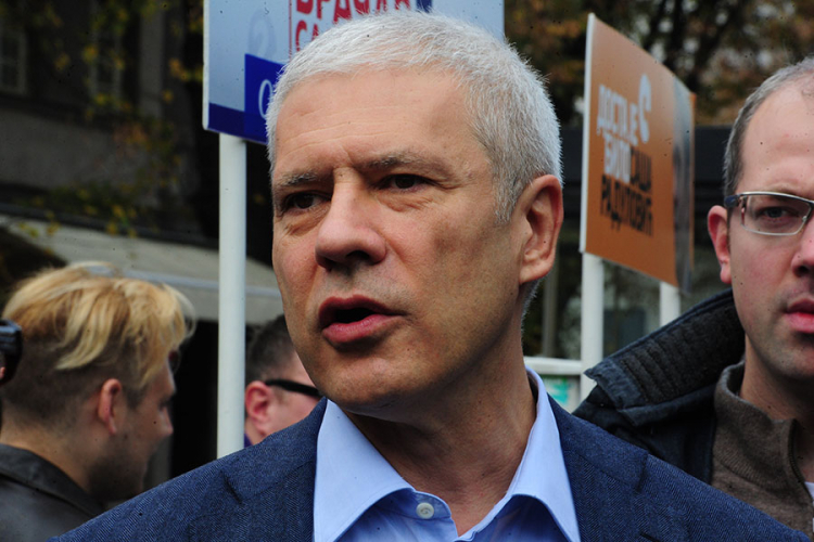 Tadić: Otkrivanje imena zajedničkog kandidata usluga vlasti