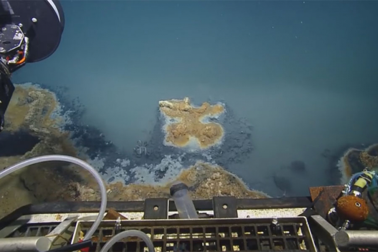 Jezero skriveno ispod mora smrtonosno za ljude (VIDEO)
