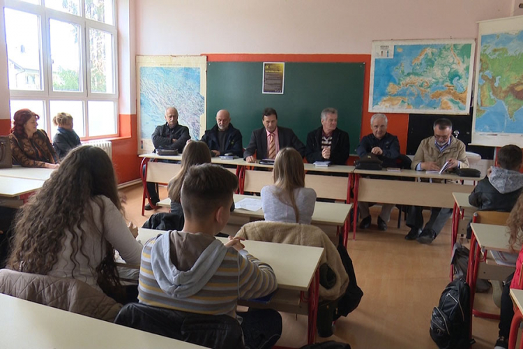 Pjesnički karavan u okviru „Skenderovih dana“