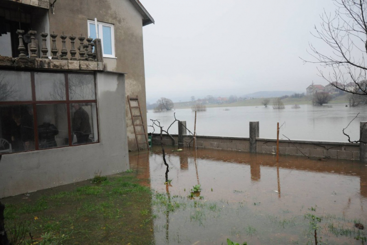 Izlile se rožajske rijeke i Lim, ugrožene kuće