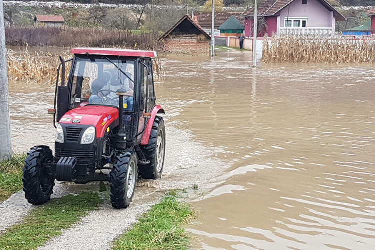 U Novom Pazaru evakuisana jedna porodica