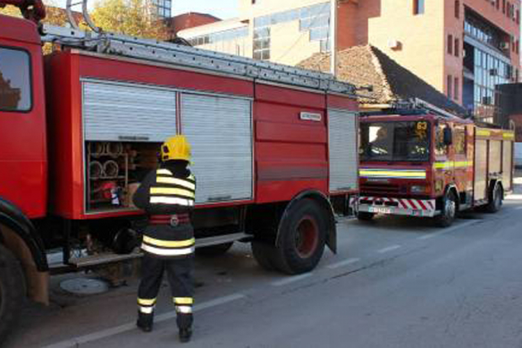 Požar u krugu fabrike "Zmaj"