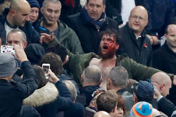 Engleski stadioni ponovo u krvi (VIDEO)