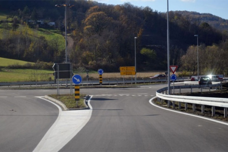 Odnijeli dva kilometra zaštitne ograde na novom auto-putu u Srbiji