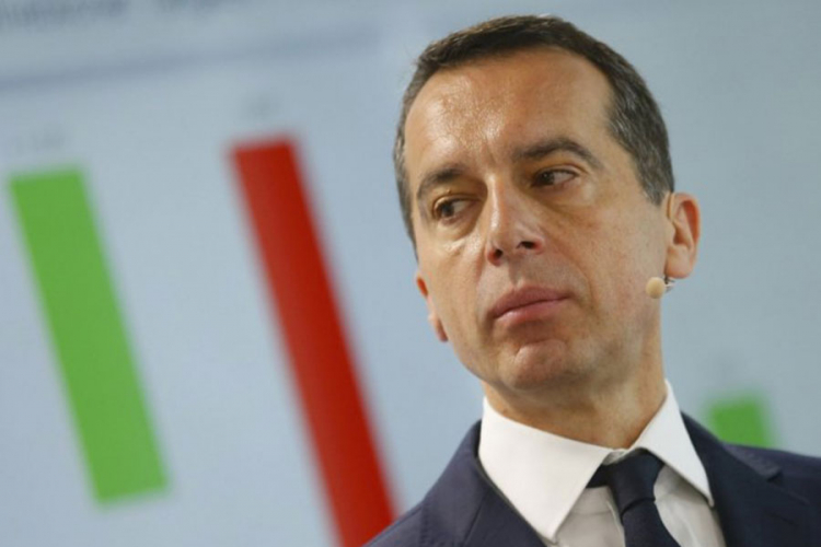 "Turci, vehabije i Rusi žele Balkan; Srbiju što prije u EU"