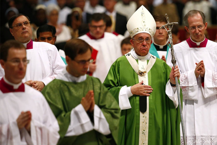 Papa odobrio sveštenicima da daju oprost za abortus