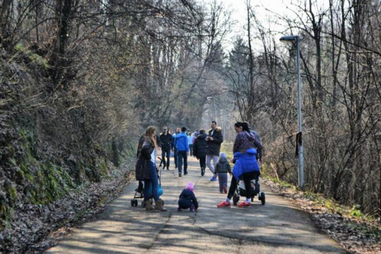 Banjaluka: Žena na Banj brdu nije imala pušku, već opremu za fotografisanje