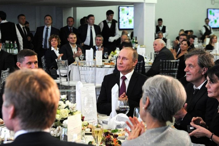 Trampa savjetuje Putinov drug
